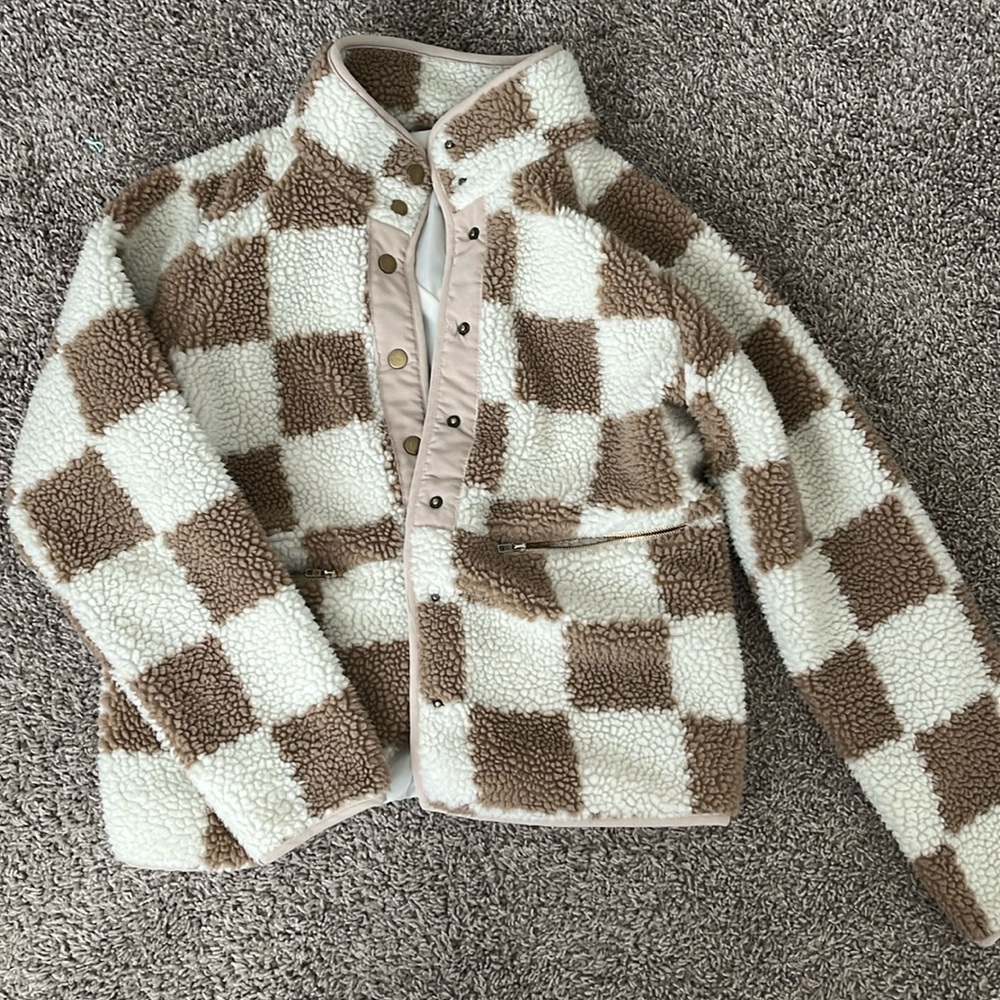 Checkered lightweight jacket